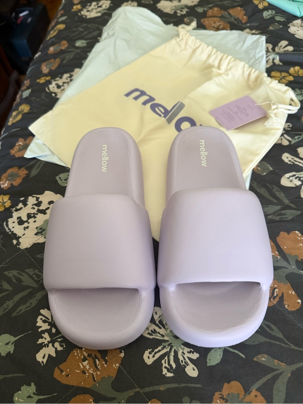 Women's Sandals (Slides) in Lilac